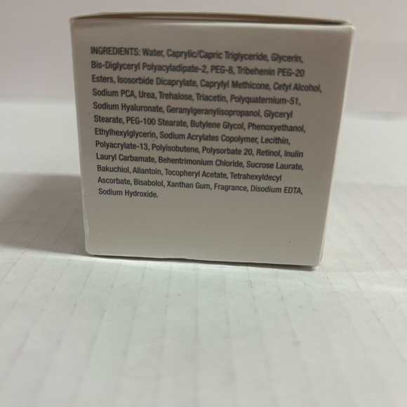 Consult Beaute Retinol Cream - Picture 5 of 9